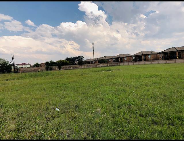 4,124M² VACANT LAND FOR SALE IN SONNEVELD
